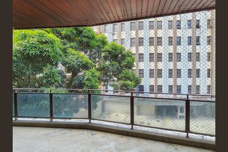 Apartamento à venda com 226m², 4 quartos e 2 vagasVista do Quarto 1