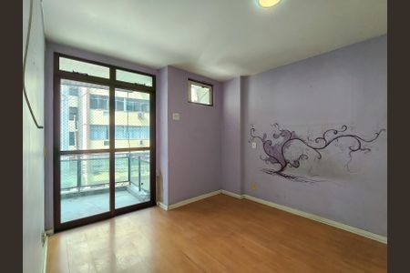 Apartamento à venda com 226m², 4 quartos e 2 vagasSuíte 2