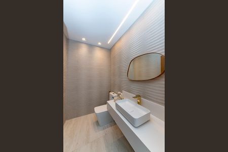 Casa à venda com 680m², 4 quartos e 6 vagas Casa à venda com 680m², 4 quartos e 6 vagasLavabo