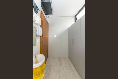 Casa à venda com 680m², 4 quartos e 6 vagas Casa à venda com 680m², 4 quartos e 6 vagasDespensa 1