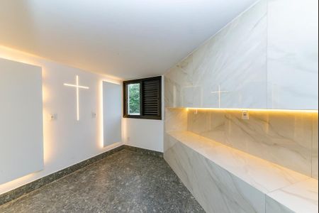 Casa à venda com 680m², 4 quartos e 6 vagas Casa à venda com 680m², 4 quartos e 6 vagasCapela