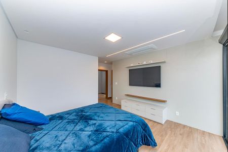 Casa à venda com 680m², 4 quartos e 6 vagas Casa à venda com 680m², 4 quartos e 6 vagasSuíte 1