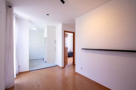 Sala de apartamento para alugar com 2 quartos, 45m² em Barro Vermelho, São Gonçalo