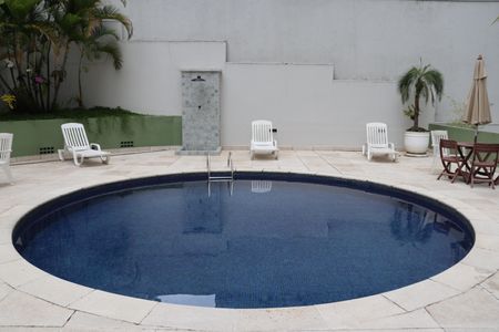 Apartamento para alugar com 42m², 1 quarto e 1 vagaPiscina