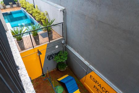 Apartamento para alugar com 35m², 2 quartos e sem vaga Apartamento para alugar com 35m², 2 quartos e sem vagaVista da Sacada