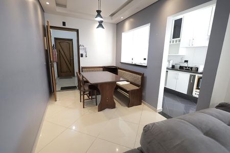 Apartamento para alugar com 92m², 2 quartos e 2 vagasSala