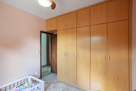 Casa à venda com 380m², 4 quartos e 4 vagasQuarto 2