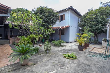 Casa à venda com 380m², 4 quartos e 4 vagasÁrea gourmet