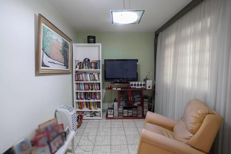 Casa à venda com 380m², 4 quartos e 4 vagasSala 1
