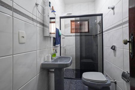 Casa à venda com 380m², 4 quartos e 4 vagasBanheiro social 2