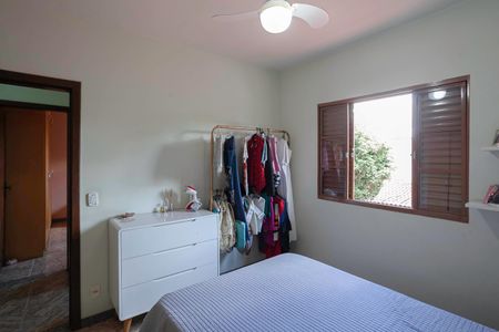 Casa à venda com 380m², 4 quartos e 4 vagasQuarto 3