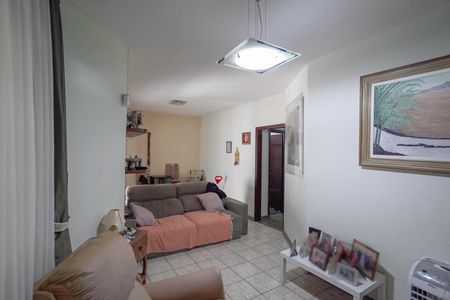 Casa à venda com 380m², 4 quartos e 4 vagasSala 1