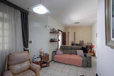 Casa à venda com 380m², 4 quartos e 4 vagasSala 1