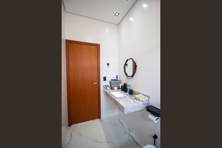 Casa de condomínio para alugar com 149m², 3 quartos e 2 vagasBanheiro da Suíte 