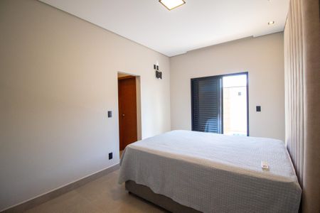 Casa de condomínio para alugar com 149m², 3 quartos e 2 vagasSuite 