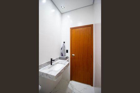 Casa de condomínio para alugar com 149m², 3 quartos e 2 vagasBanheiro 