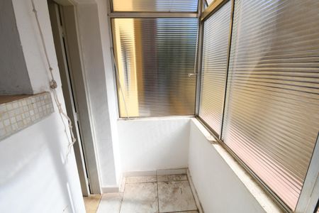 Apartamento à venda com 65m², 1 quarto e sem vagaÁrea de Serviço