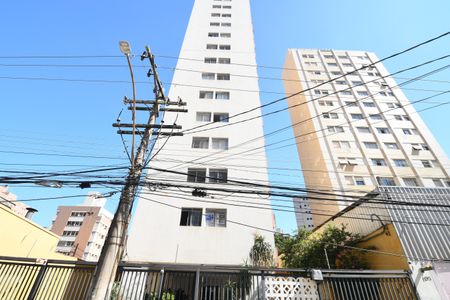 Apartamento à venda com 65m², 1 quarto e sem vagaFachada / Placa