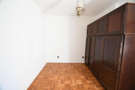 Quarto de apartamento à venda com 1 quarto, 65m² em Centro, Campinas