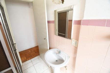 Apartamento à venda com 65m², 1 quarto e sem vagaBanheiro