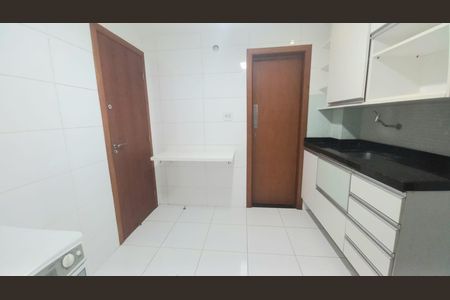 Cozinha de apartamento para alugar com 2 quartos, 50m² em Icaraí, Niterói