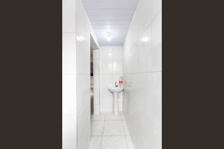 Casa para alugar com 42m², 2 quartos e sem vagaBanheiro