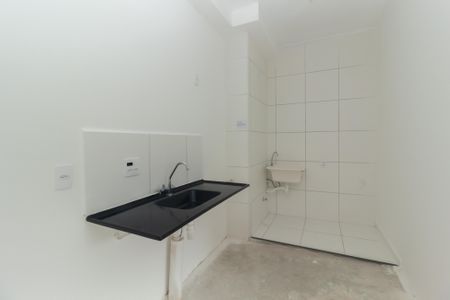 Apartamento para alugar com 35m², 2 quartos e sem vaga Apartamento para alugar com 35m², 2 quartos e sem vagaCozinha e Área de Serviço