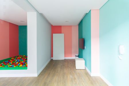 Apartamento para alugar com 35m², 2 quartos e sem vaga Apartamento para alugar com 35m², 2 quartos e sem vagaBrinquedoteca