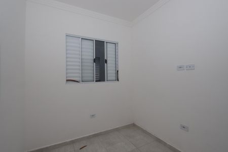 Quarto 2 de apartamento para alugar com 2 quartos, 38m² em Jardim Santa Adelia, São Paulo