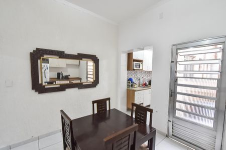 Casa à venda com 150m², 2 quartos e 1 vaga Casa à venda com 150m², 2 quartos e 1 vagaCozinha