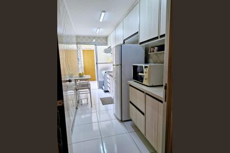 Apartamento à venda com 80m², 3 quartos e 1 vagaFoto 11