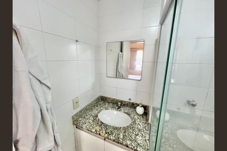 Apartamento à venda com 96m², 3 quartos e 2 vagasBanheiro da Suíte 3