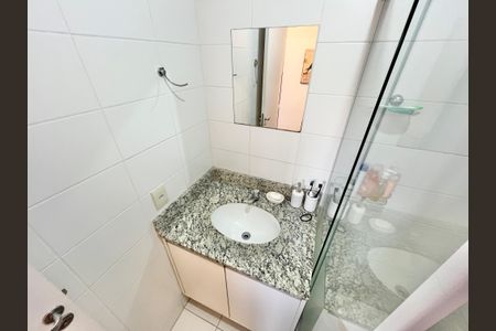 Apartamento à venda com 96m², 3 quartos e 2 vagasBanheiro