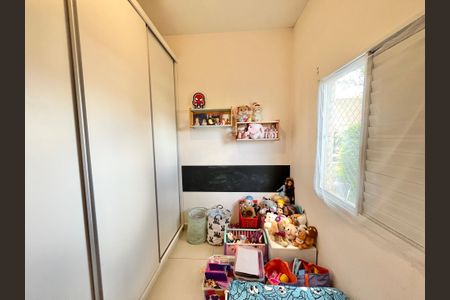 Apartamento à venda com 96m², 3 quartos e 2 vagasQuarto 2