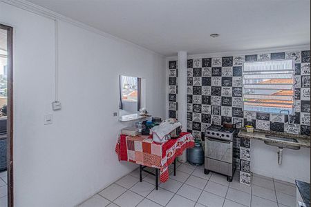 Casa para alugar com 105m², 2 quartos e 1 vagacozinha e área de serviço compartilhadas_2