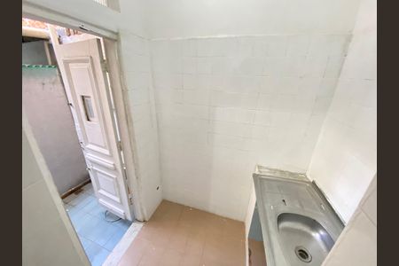 Casa para alugar com 36m², 1 quarto e sem vaga