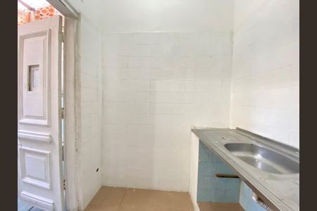 Casa para alugar com 36m², 1 quarto e sem vaga