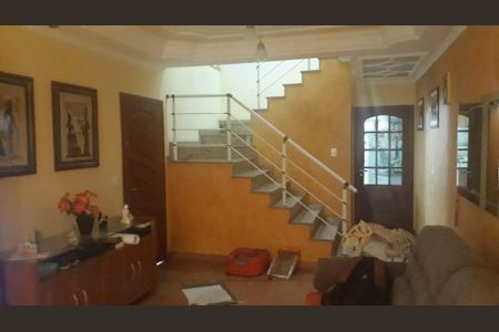 Casa à venda com 3 quartos, 180m² em Vila Pereira Barreto, São Paulo