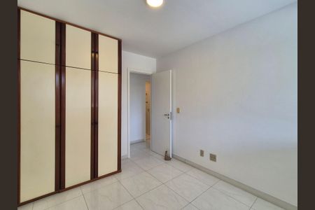 Apartamento para alugar com 136m², 3 quartos e 2 vagasQuarto 2