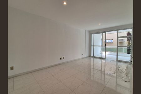 Apartamento para alugar com 136m², 3 quartos e 2 vagasSala 