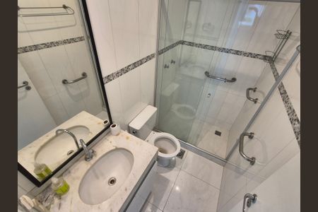 Apartamento para alugar com 136m², 3 quartos e 2 vagasBanheiro 