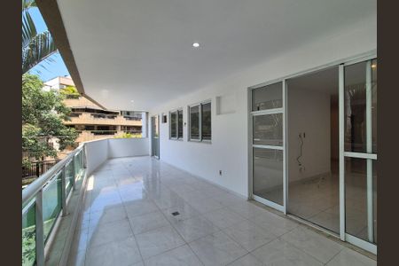 Varanda  de apartamento para alugar com 3 quartos, 136m² em Recreio dos Bandeirantes, Rio de Janeiro