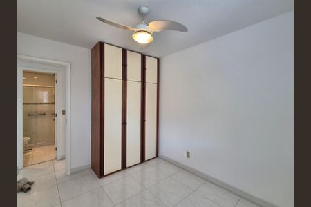 Apartamento para alugar com 136m², 3 quartos e 2 vagasQuarto 