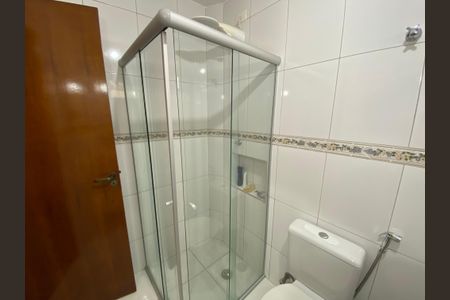 Apartamento à venda com 90m², 2 quartos e 1 vaga Apartamento à venda com 90m², 2 quartos e 1 vagaBanheiro Social