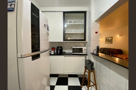 Apartamento à venda com 90m², 2 quartos e 1 vaga Apartamento à venda com 90m², 2 quartos e 1 vagaCozinha