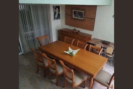 Casa à venda com 3 quartos, 305m² em Vila Pereira Barreto, São Paulo