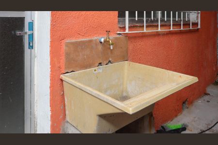 Casa para alugar com 80m², 2 quartos e 1 vagaÁrea de Serviço