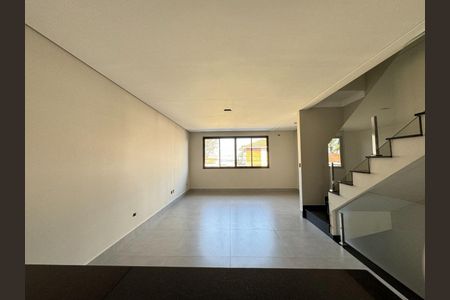 Casa à venda com 3 quartos, 165m² em São Domingos, São Paulo