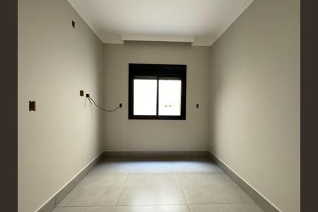 Casa à venda com 3 quartos, 165m² em São Domingos, São Paulo