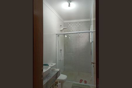 Casa à venda com 3 quartos, 140m² em Parque Maria Domitila, São Paulo
